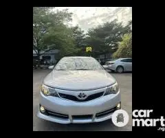 2013 Toyota Camry SE Premium - 1