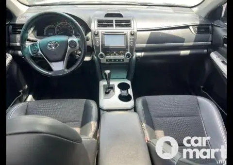 Tokunbo 2012 Toyota Camry SE - 3/4