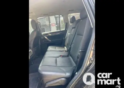 Nigerian Used Upgraded 2014 Lexus GX460 - 3/5