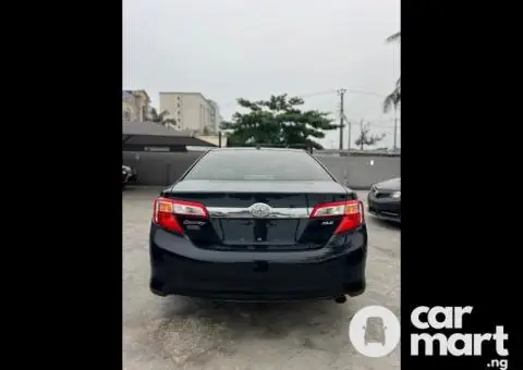 Tokunbo 2012 Toyota Camry XLE - 5/5