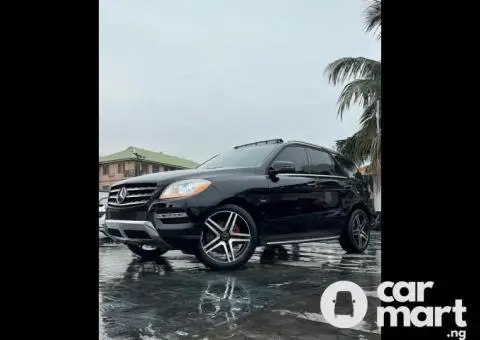 Pre-Owned 2012 Mercedes Benz ML350 - 1/5