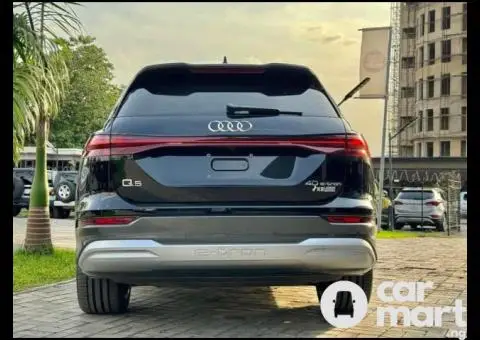 Brand new 2023 Audi Q5 E-Tron - 5/5