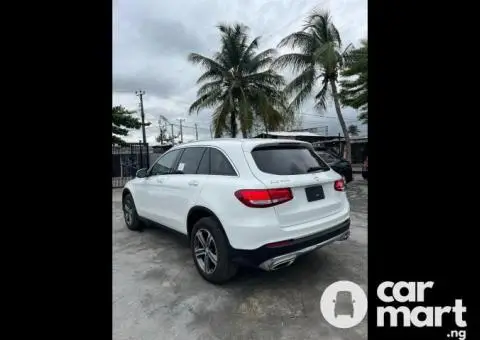 Tokunbo 2016 Mercedes Benz GLC300 - 4/4