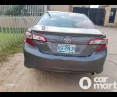 Toyota Camry 2012