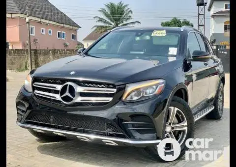 Foreign Used(Toks) 2017 Mercedes-Benz GLC300 4matic SUV - 1/5