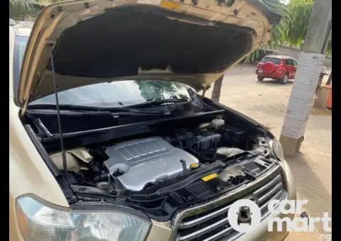 Clean First Body 2008 Toyota Highlander Sport - 4/5