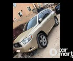 Clean First Body 2008 Toyota Highlander Sport - 5