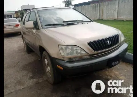 Used Lexus RX 300 2001 - 3/5