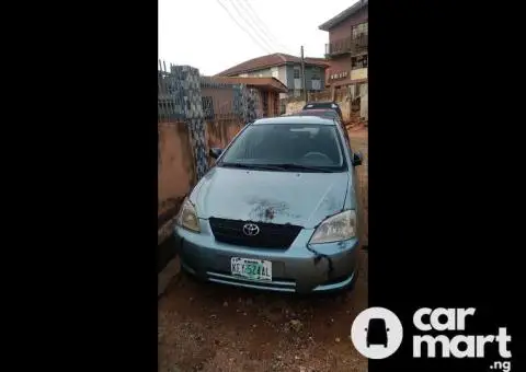 Used 2006 Toyota corolla - 2/5