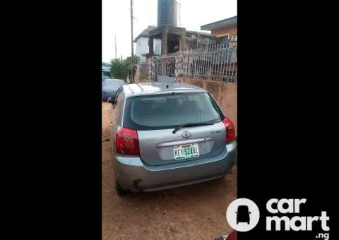 Used 2006 Toyota corolla - 3/5