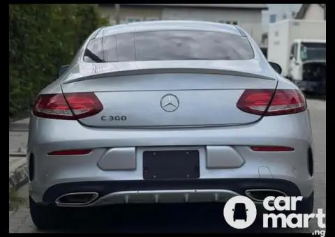 Tokunbo 2017 Mercedes Benz C300 (Coupe) - 5/5