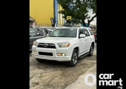 2013 Toyota 4Runner Limited - 2/5