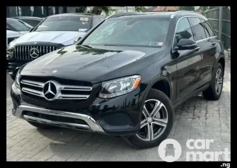 Tokunbo 2017 Mercedes Benz GLC300 - 1/5