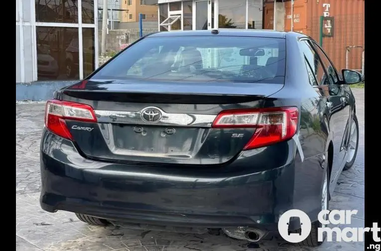 Tokunbo 2012 Toyota Camry SE - 5/5