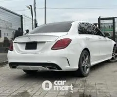 Tokunbo 2015 Mercedes Benz C300