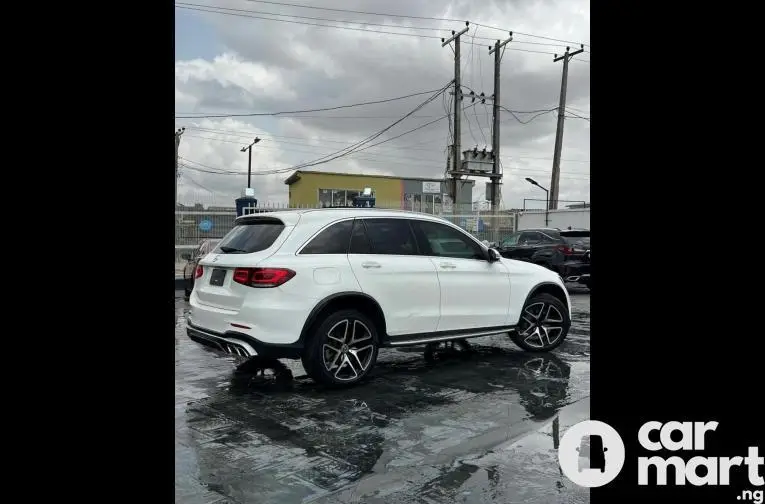 Tokunbo 2017 Mercedes Benz GLC300 - 4/5