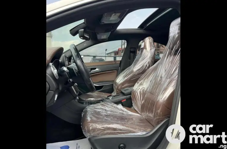 Tokunbo 2015 Mercedes Benz CLA250 - 2/5