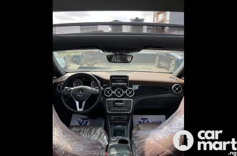 Tokunbo 2015 Mercedes Benz CLA250 - 3/5