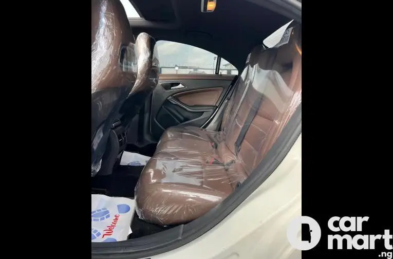 Tokunbo 2015 Mercedes Benz CLA250 - 4/5