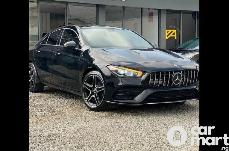 2020 Mercedes Benz CLA250 4Matic - 2/5