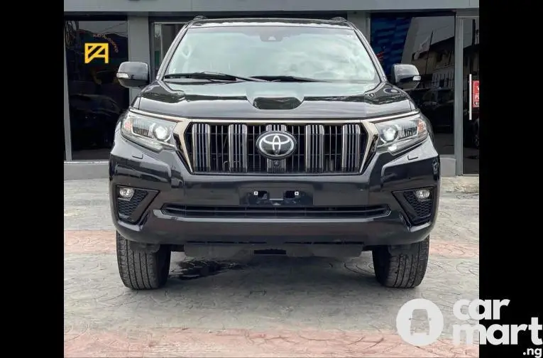 2022 Toyota Prado TX - 1/5