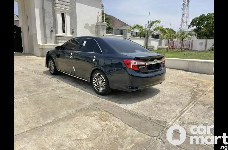 Super clean 2013 Toyota Camry - 5/5