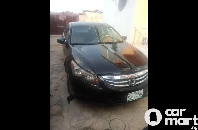 Clean Registered 2009 Honda Accord - 5/5