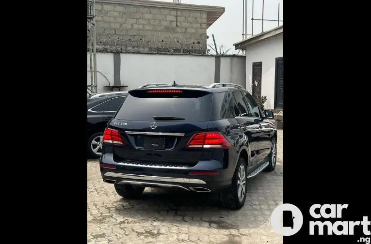 Tokunbo Mercedes Benz GLE350 - 4/5