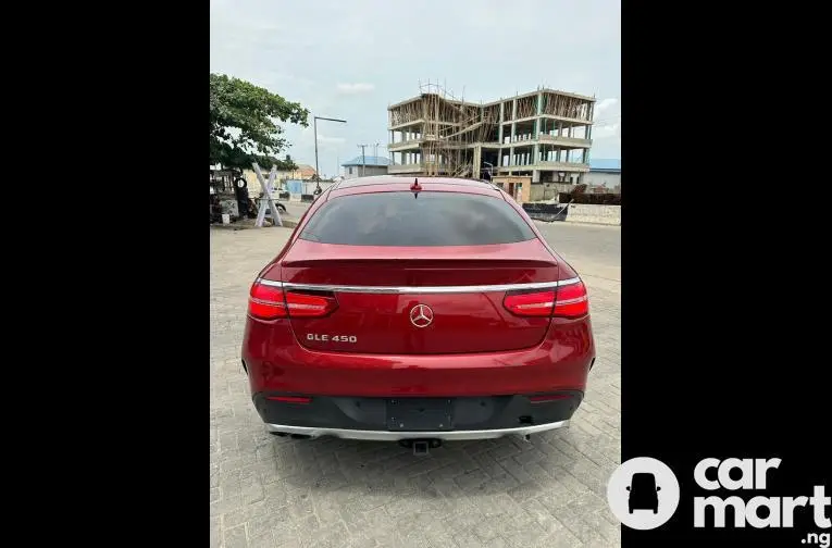 Foreign used 2016 Mercedes Benz GLE450. - 3