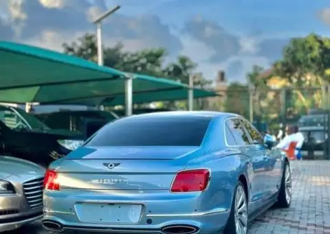 Brand new 2021 Bentley Flying Spur - 4/5