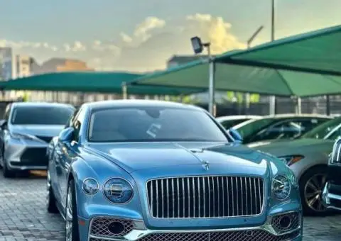 Brand new 2021 Bentley Flying Spur - 2/5