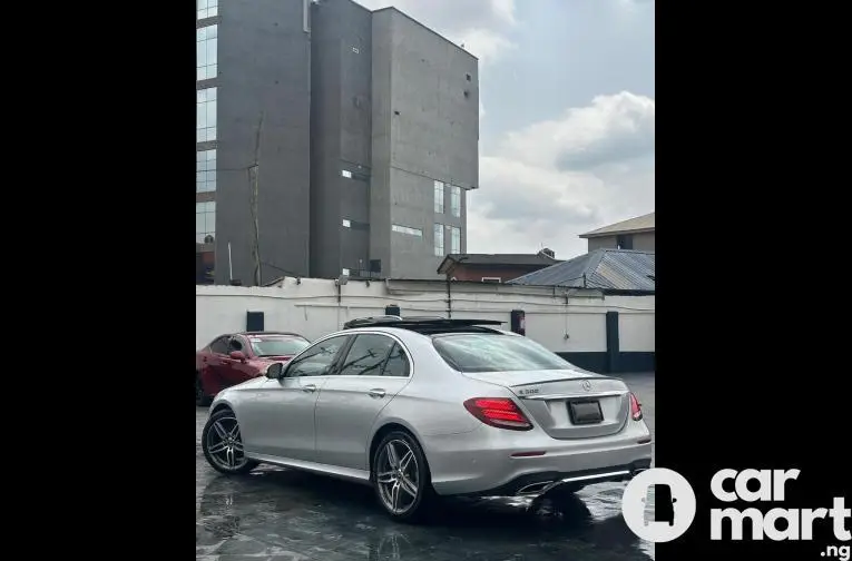 Tokunbo 2019 Mercedes Benz E300 - 5/5