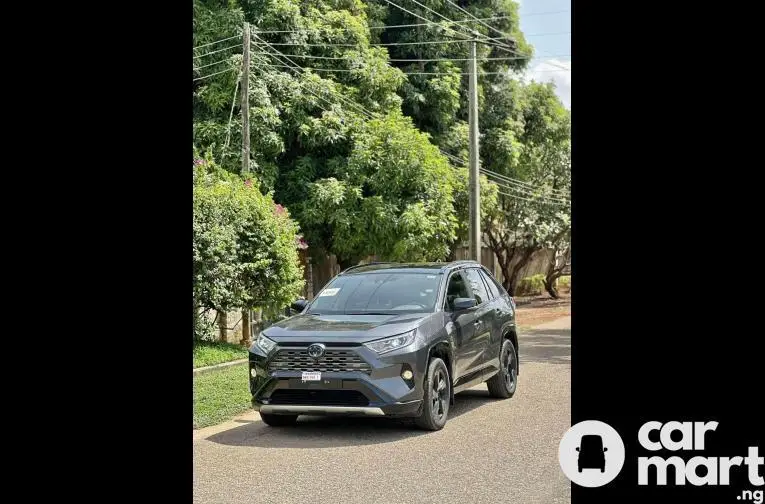 Foreign used 2022 Keyless Toyota RAV4 Hybrid - 1/5