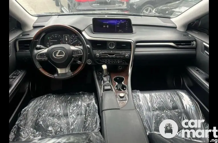 Tokunbo 2017 Lexus RX350 - 3/5