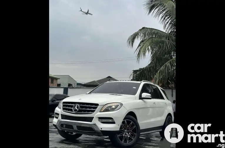 Pre-Owned 2013 Mercedes Benz ML350 - 2/5