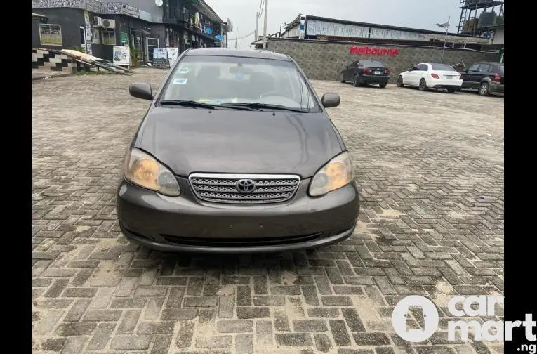 Clean Registered 2004 Toyota Corolla - 1/5