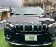 Used 2019 Jeep Cherokee - 1