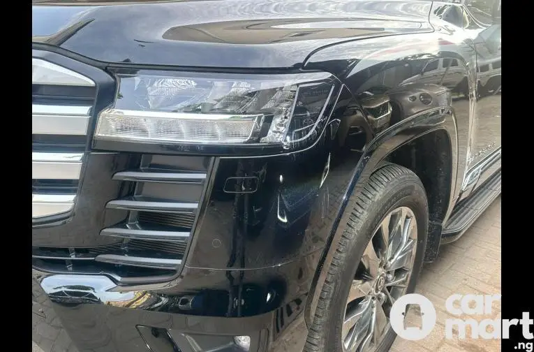 New Bulletproof 2023 Toyota LandCruiser (Twin Turbo) - 3/5