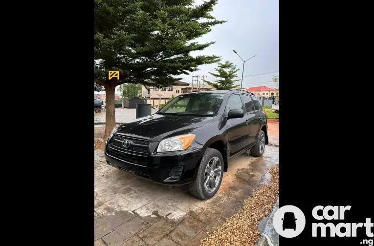 2011 Toyota RAV4 4WD - 1/5