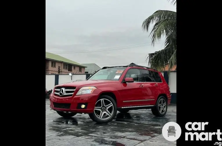 Tokunbo 2011 Mercedes Benz GLK350 - 2/5