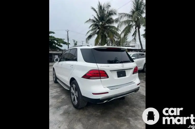 Pre-Owned 2017 Mercedes Benz GLE350 - 4/4