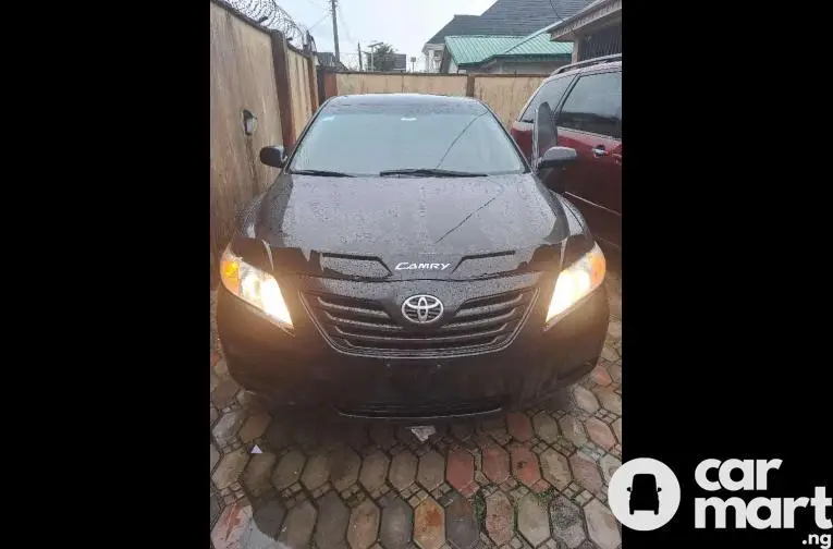 Clean Registered First Body 2008 Toyota Camry XLE - 1/5