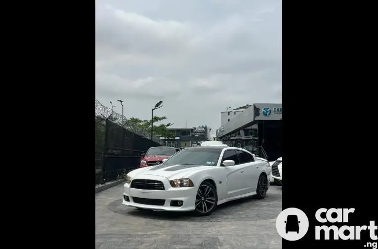 Tokunbo 2013 Dodge Charger(SRT) V8 - 1/5