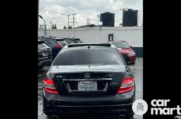 Tokunbo 2010 Mercedes Benz C300 - 5/5