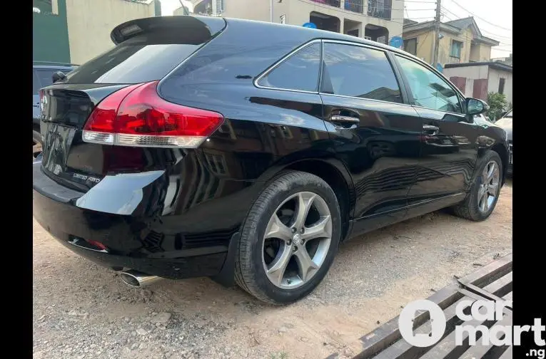 2015 Foreign-used Toyota Venza Limited - 5/5