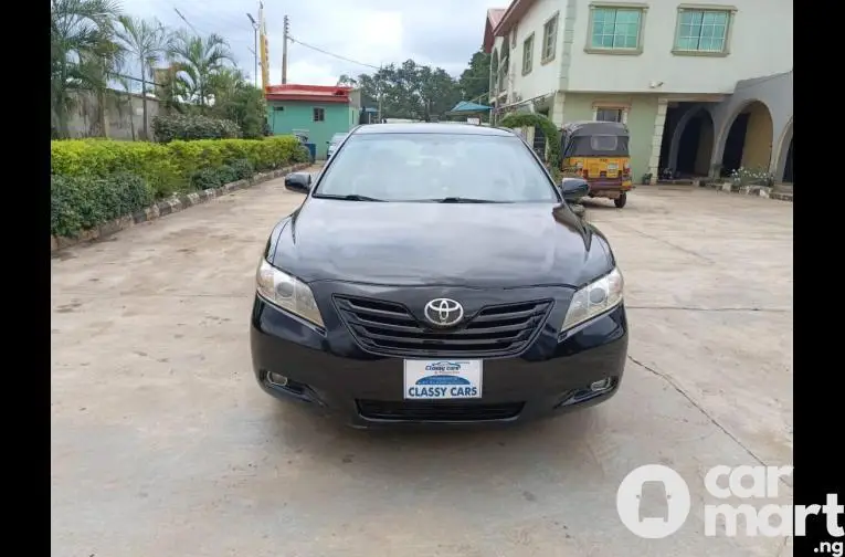 Used 2008 Toyota Camry - 2/5