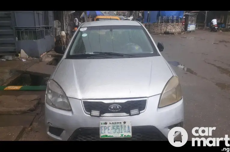 Used 2009 Kia Rio - 3/5