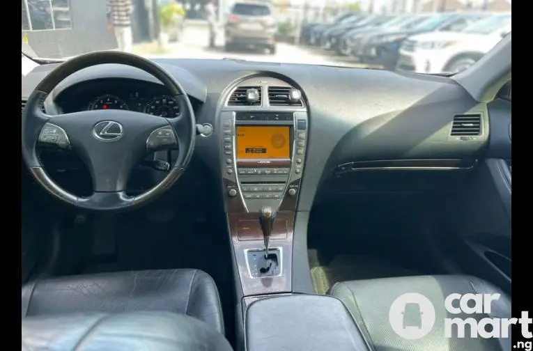 Tokunbo 2010 Lexus ES350 - 2