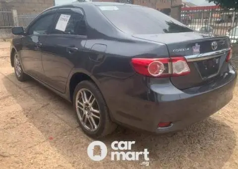 Used  2012 Toyota corolla - 4/5