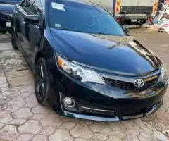 Used Toyota Camry SE 2013 - 2